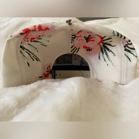 Nixon Snapback Hat - Picture 6 of 9